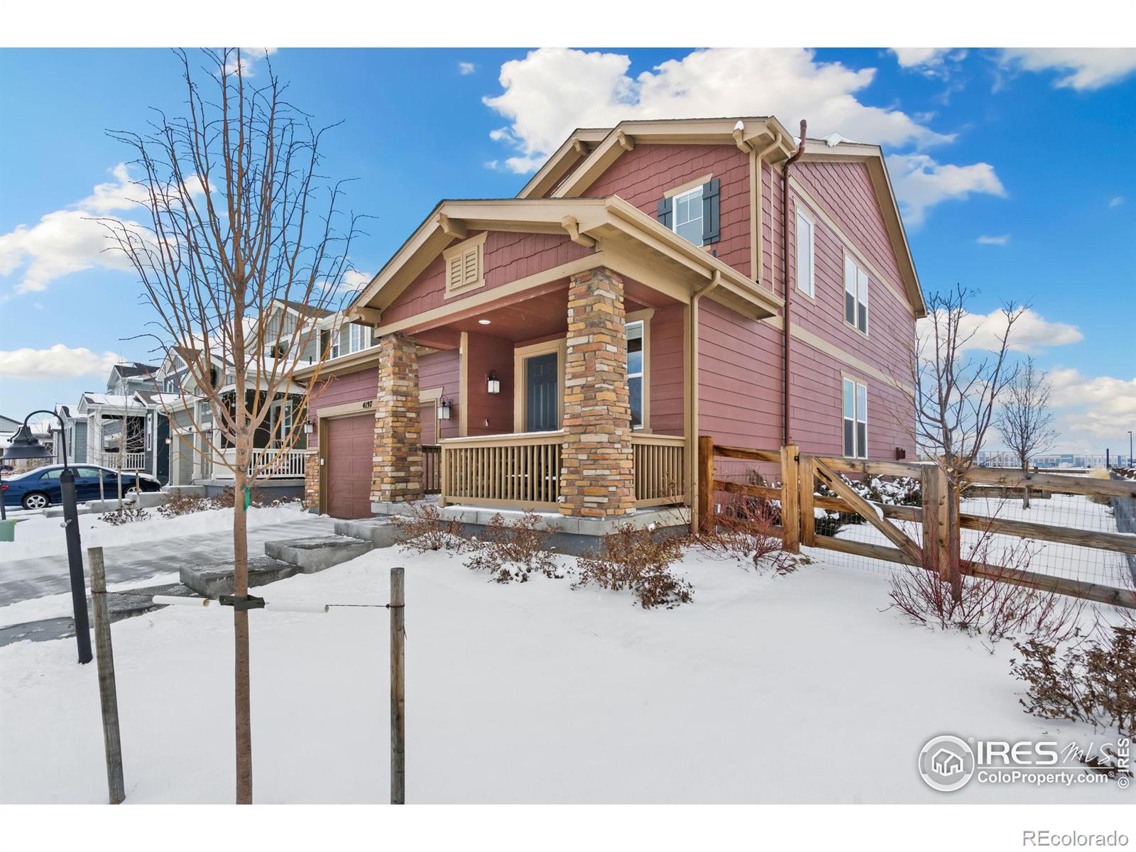 4197  Chasm Lake Drive, loveland MLS: 4567891025264 Beds: 4 Baths: 3 Price: $600,000