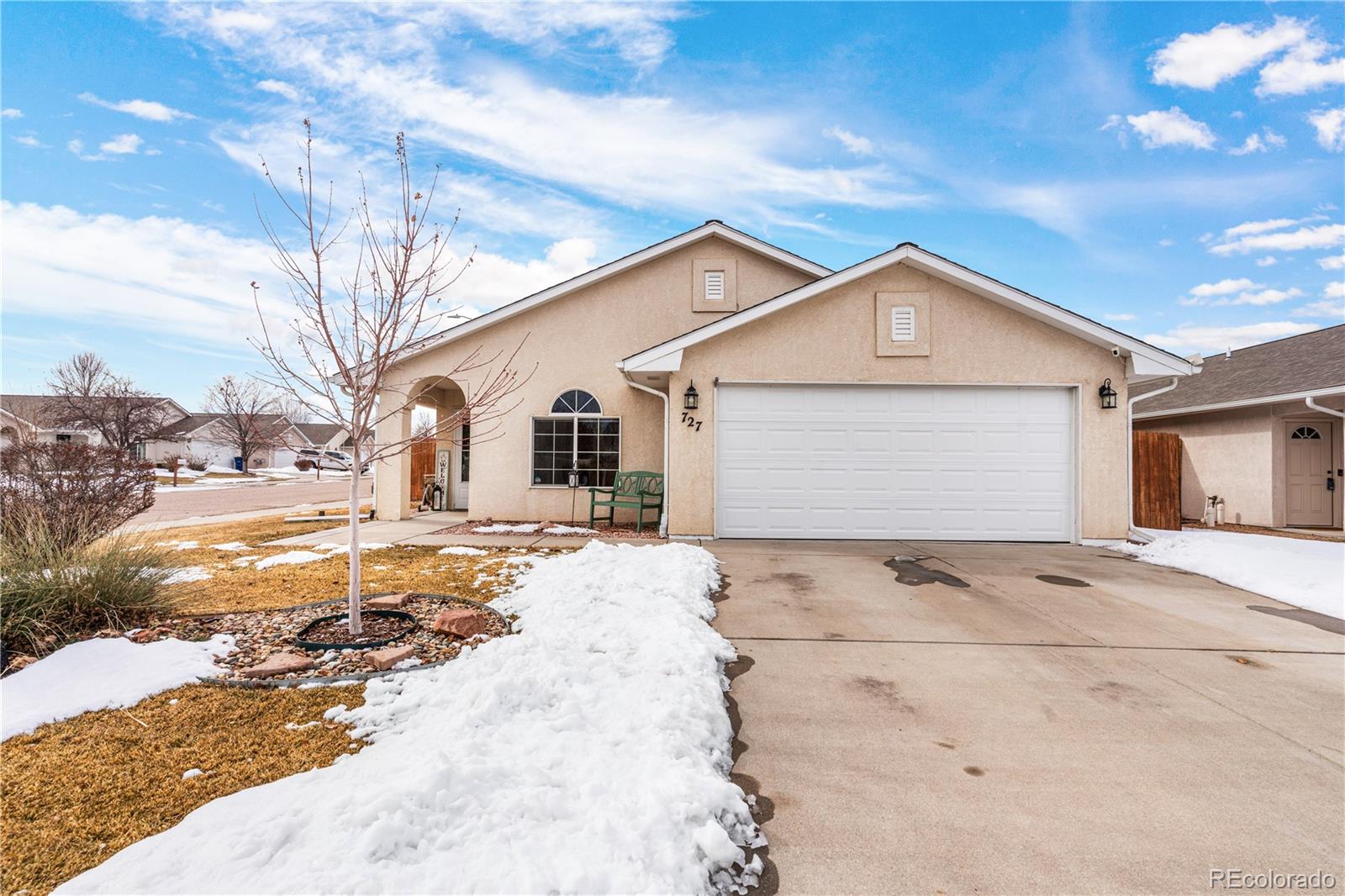 727  Edna Lane, pueblo  House Search MLS Picture