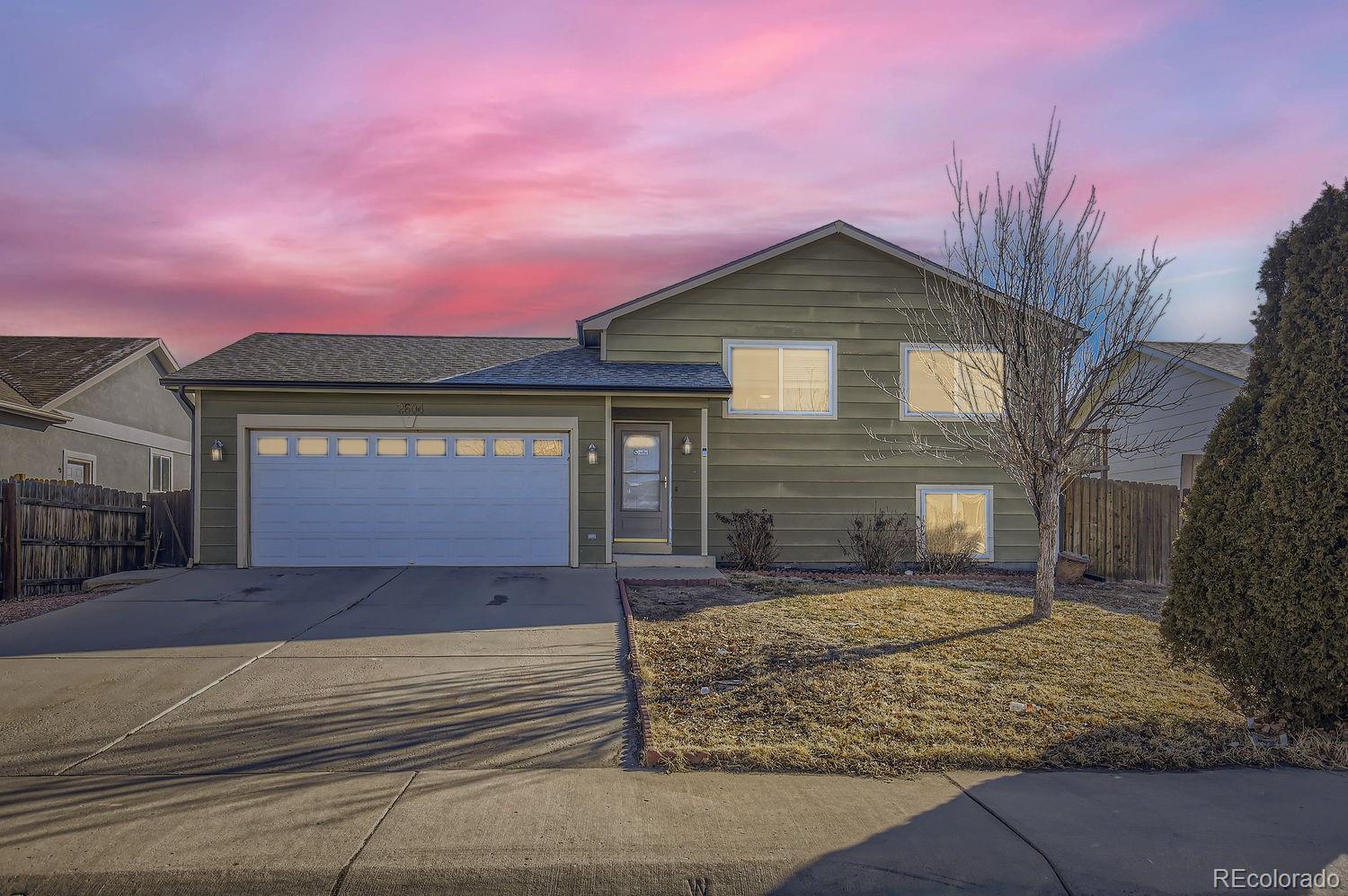 2604  Alpine Avenue, greeley MLS: 7208365 Beds: 5 Baths: 2 Price: $399,900