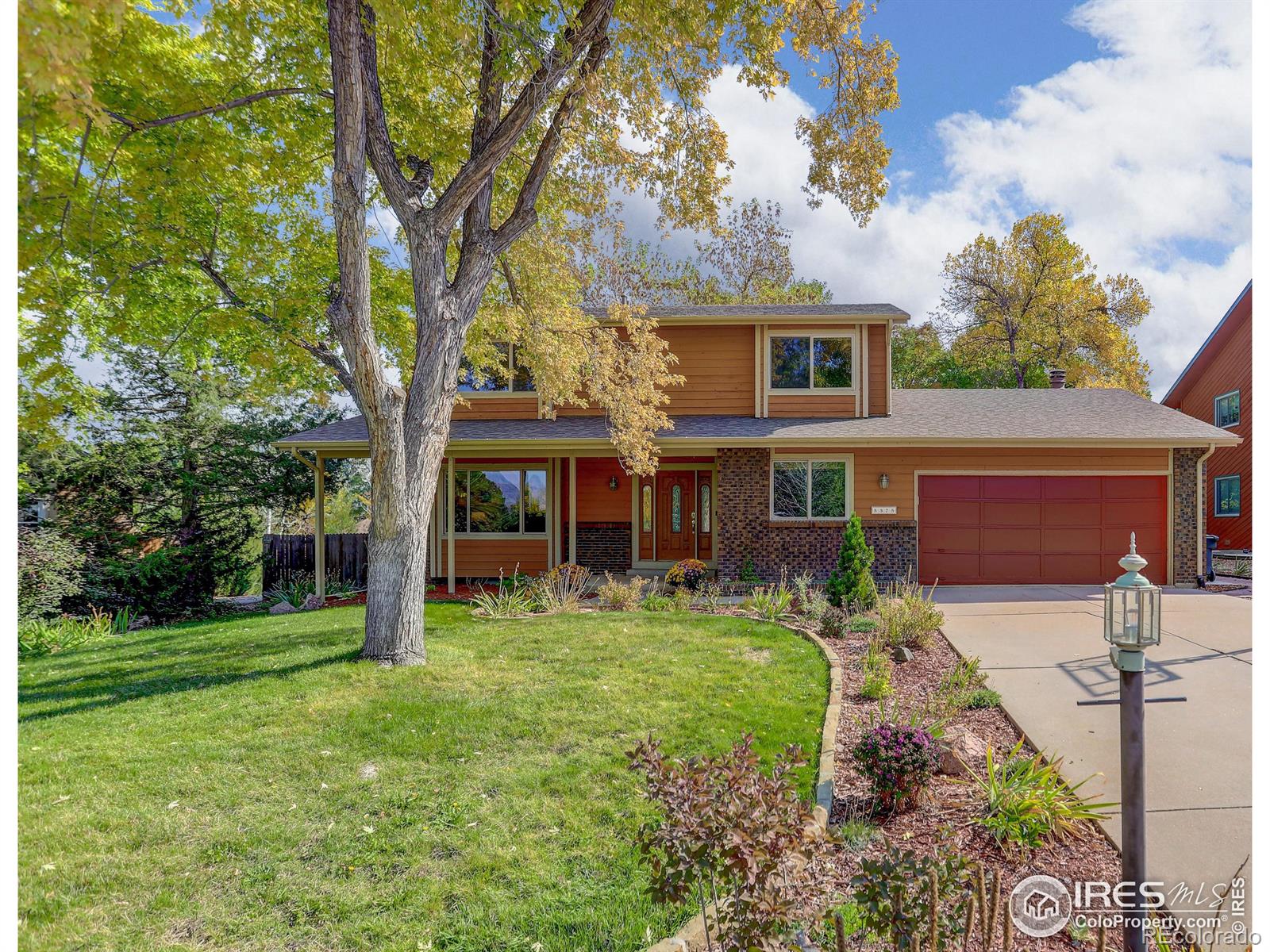 5375  Gunbarrel Circle, longmont MLS: 4567891025375 Beds: 5 Baths: 3 Price: $899,000