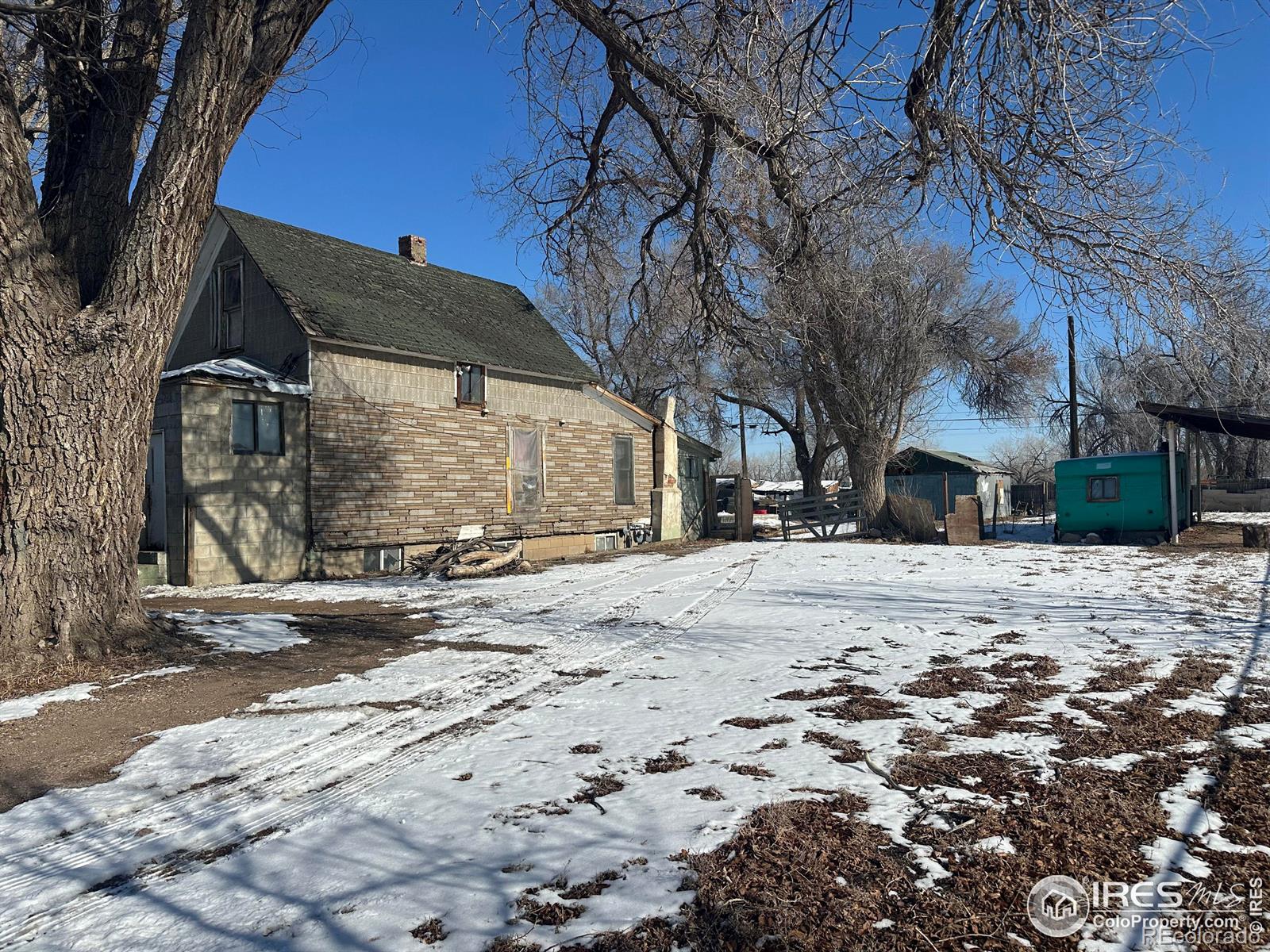 226 N 9th Avenue, greeley MLS: 4567891025547 Beds: 2 Baths: 1 Price: $310,000