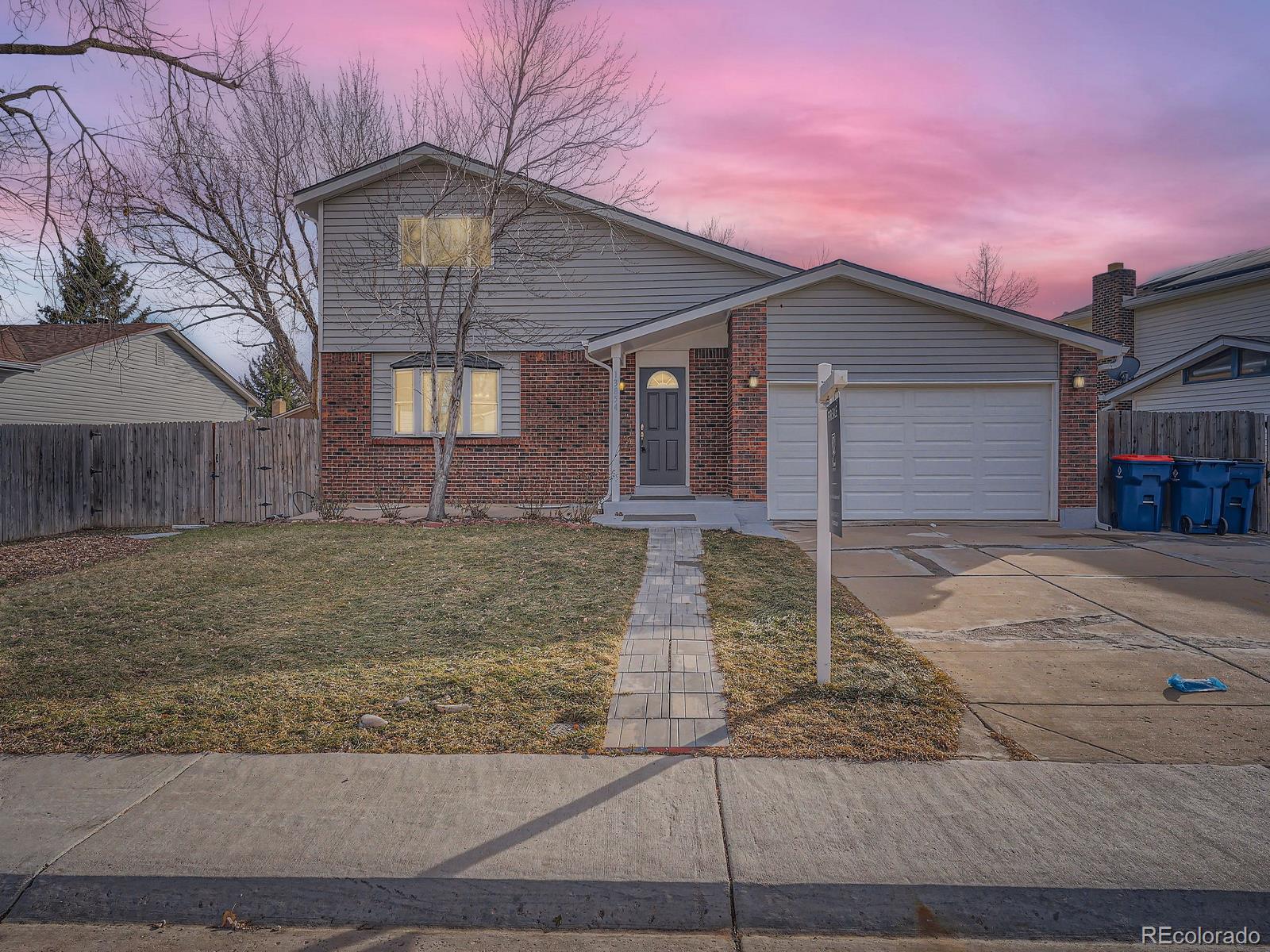 13854 W 76th Avenue, arvada MLS: 6334449 Beds: 4 Baths: 3 Price: $629,000