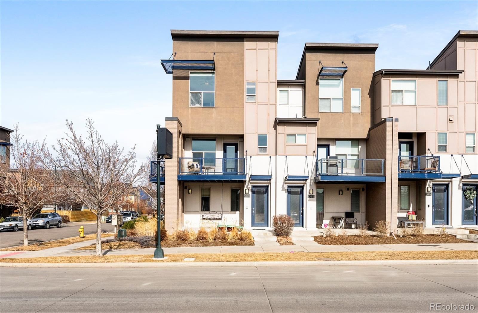 10305  Martin Luther King Boulevard, denver MLS: 6742078 Beds: 3 Baths: 3 Price: $585,000