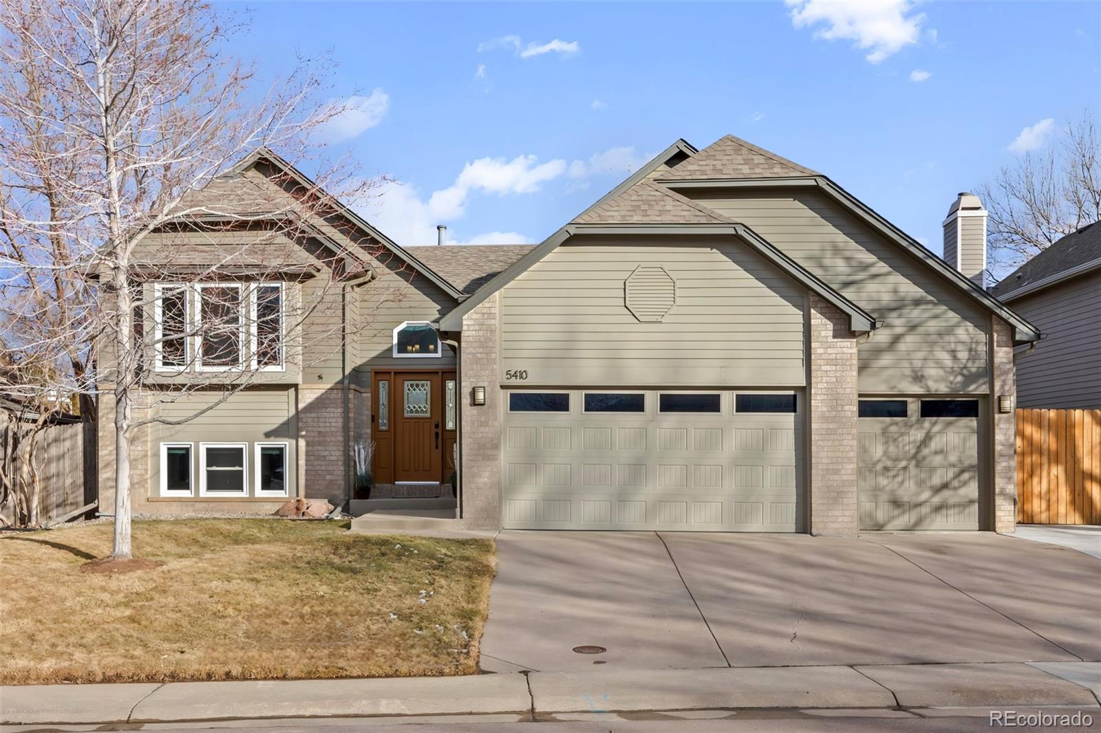 5410 S Vivian Street, littleton MLS: 2627475 Beds: 3 Baths: 3 Price: $715,000