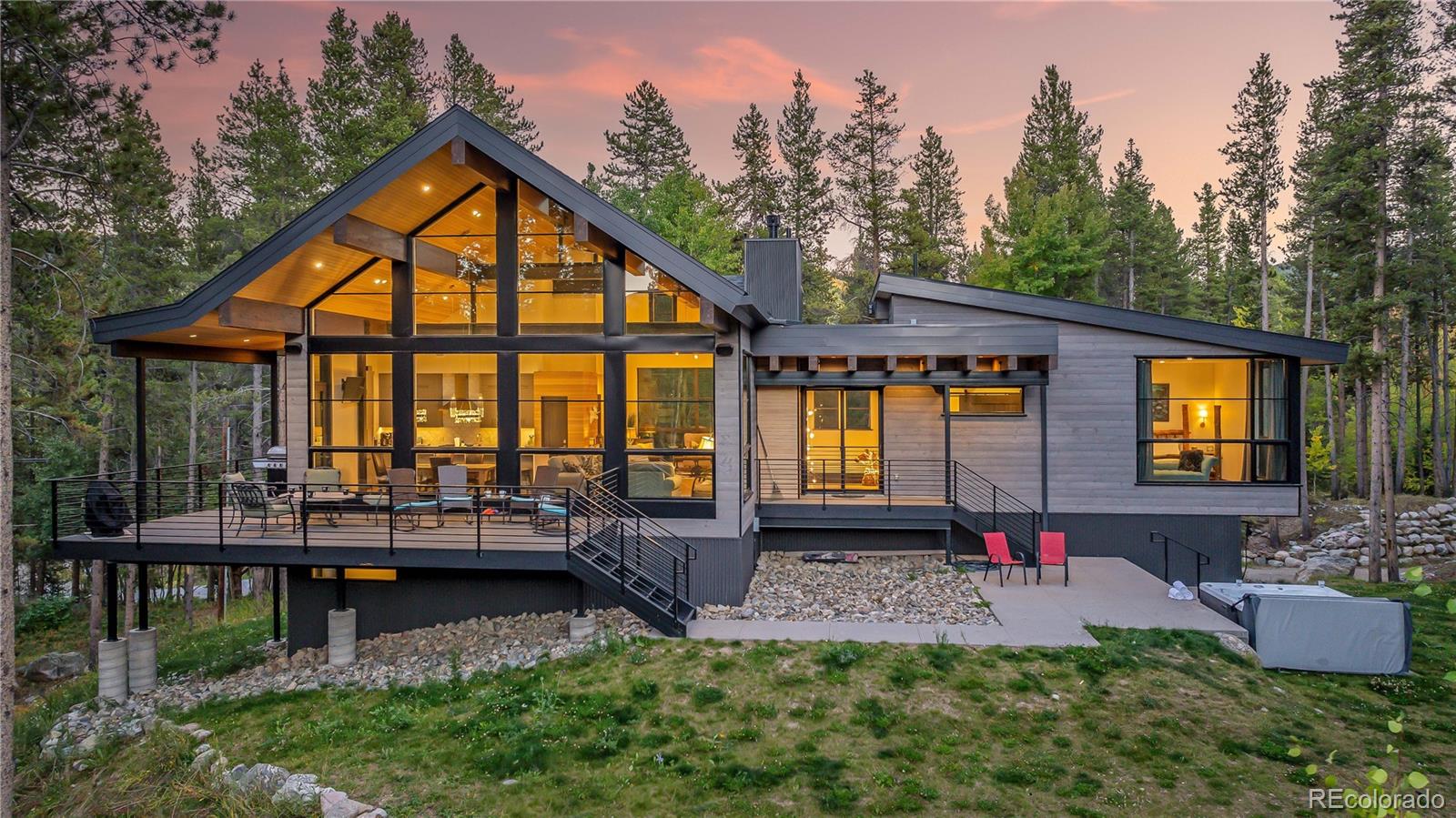 55  Blue Flag Drive, breckenridge MLS: 8557693 Beds: 4 Baths: 5 Price: $4,000,000