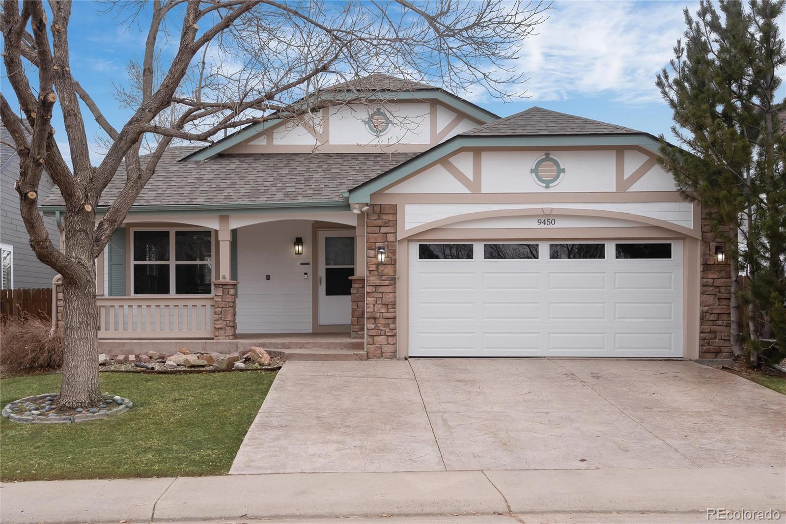 9450  Troon Village Drive, lone tree MLS: 5664885 Beds: 4 Baths: 3 Price: $697,000