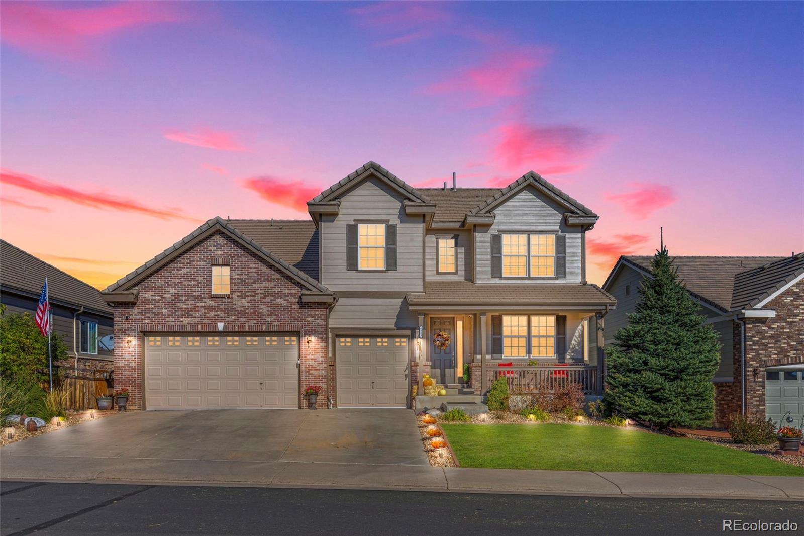 6803  Esmeralda Drive, castle rock MLS: 5003814 Beds: 4 Baths: 4 Price: $700,000