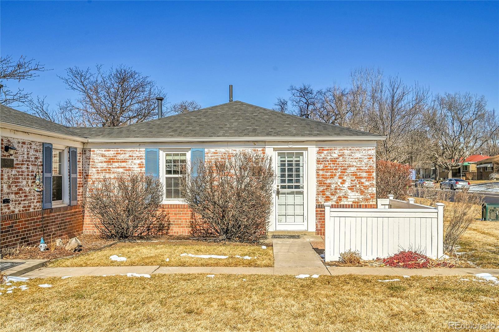 1209  Locust Street, denver MLS: 8652420 Beds: 2 Baths: 1 Price: $395,000