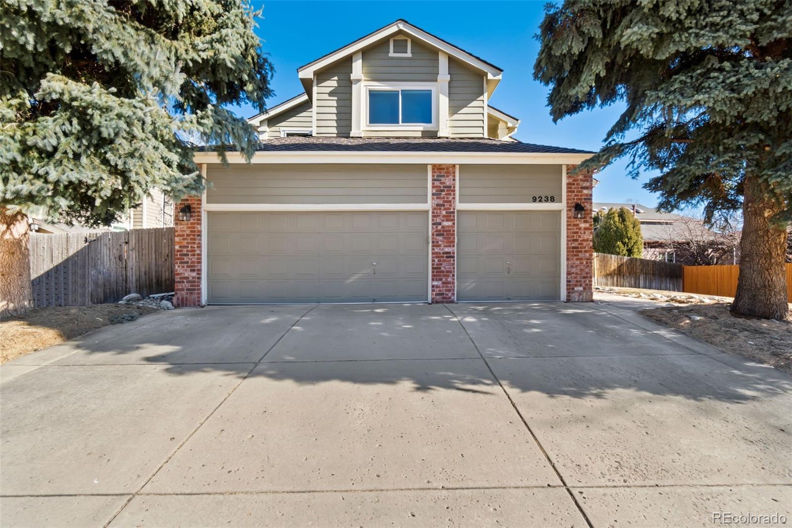 9238  Wolfdale Drive, lone tree MLS: 4711348 Beds: 4 Baths: 3 Price: $785,000