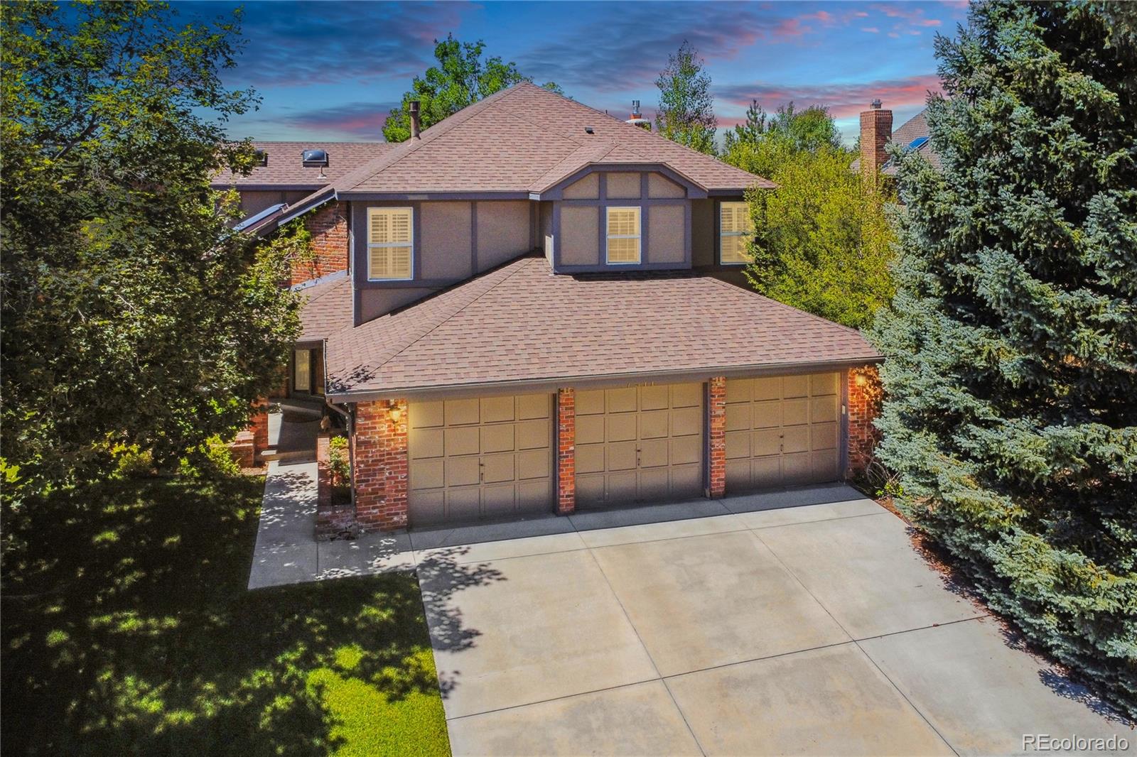 7311  Brixham Circle, castle pines MLS: 1803974 Beds: 4 Baths: 3 Price: $950,000