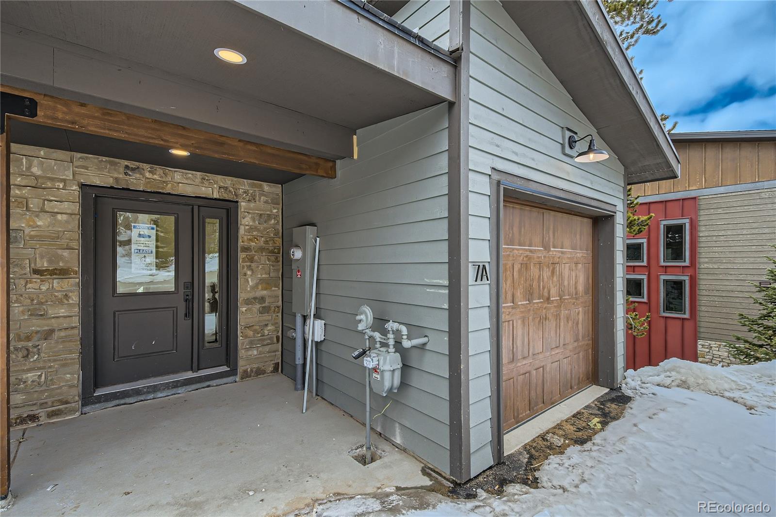 904  Wapiti Drive, fraser  House Search MLS Picture