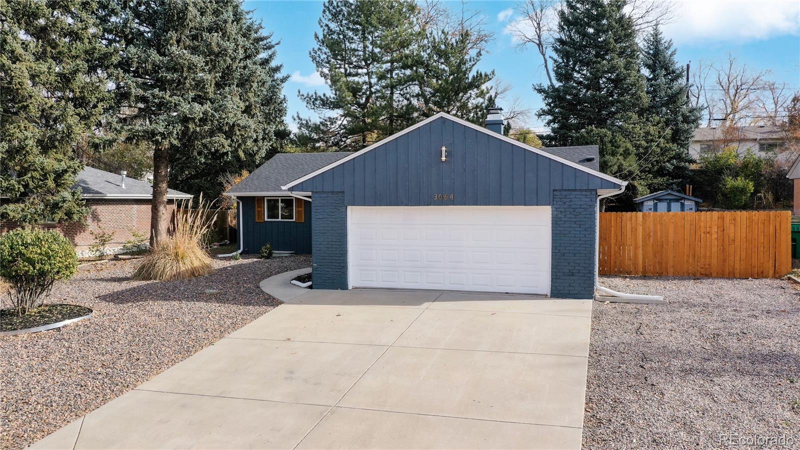 3064 S Holly Place, denver MLS: 8252802 Beds: 5 Baths: 3 Price: $810,000