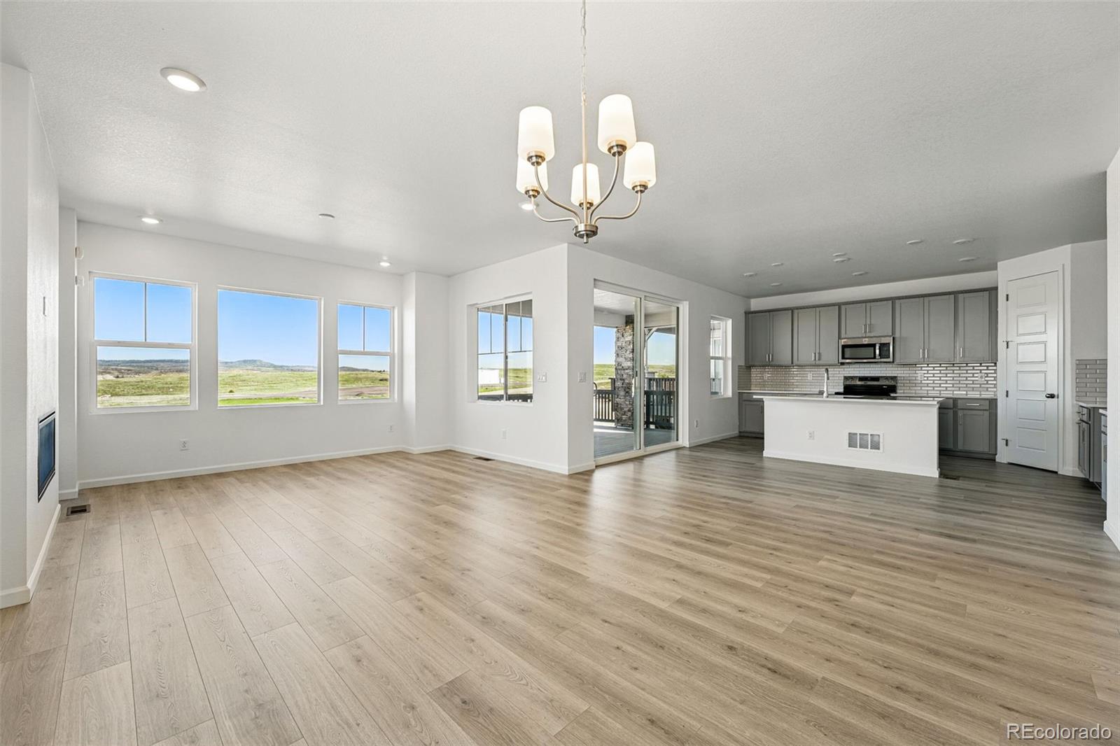 8816  Whiteclover Street, littleton  House Search MLS Picture
