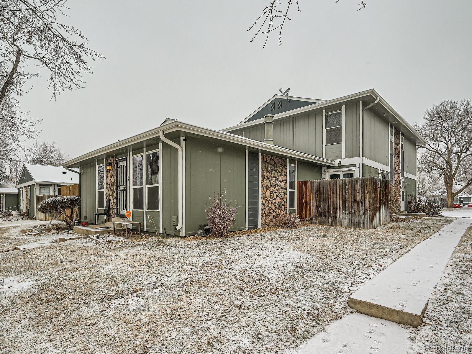 10001 E Evans Avenue, aurora MLS: 5601867 Beds: 2 Baths: 2 Price: $260,000