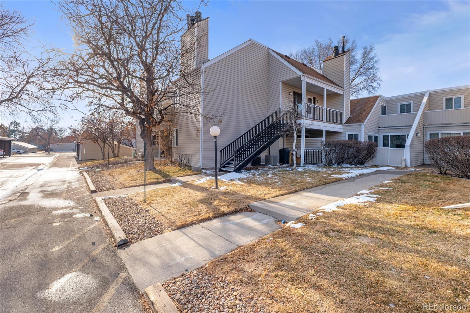 13633 E Yale Avenue B, Aurora  MLS: 5726796 Beds: 1 Baths: 1 Price: $250,000