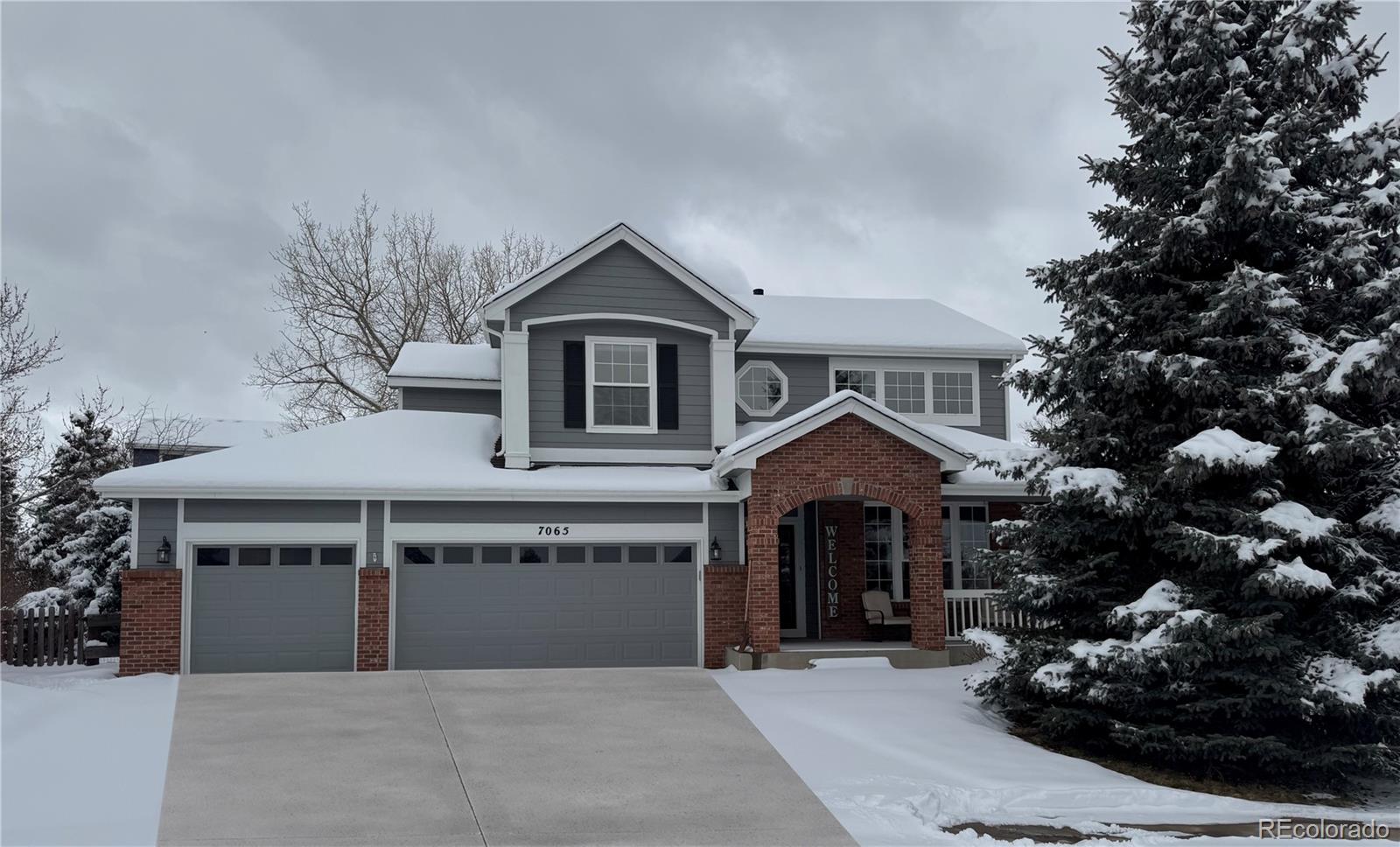 7065  Campden Place, castle pines MLS: 1786147 Beds: 4 Baths: 3 Price: $814,900