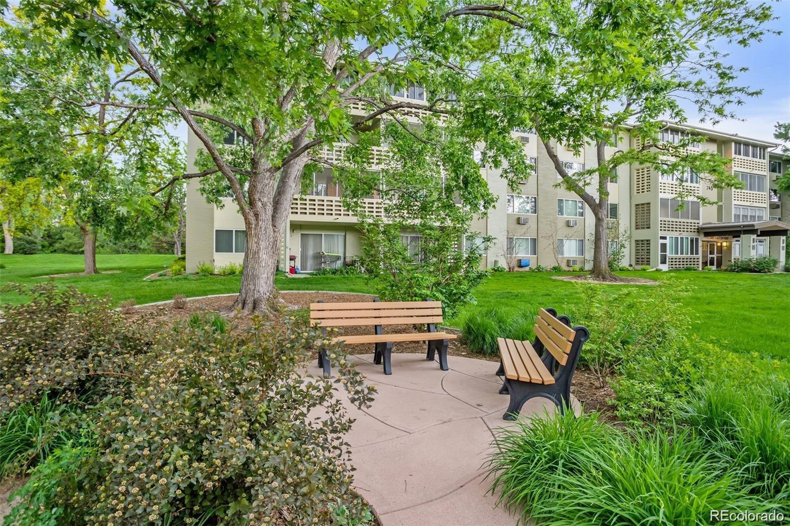 755 S Alton Way 9D, Denver  MLS: 1683823 Beds: 2 Baths: 2 Price: $294,500