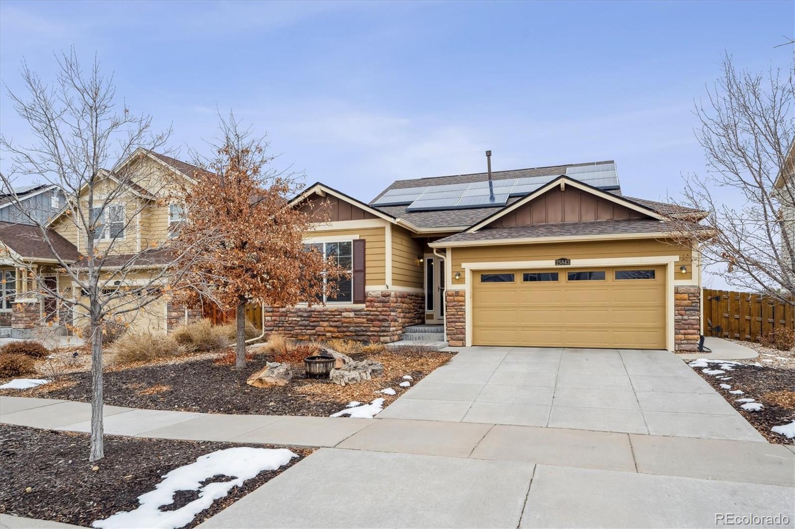 25843 E Archer Drive, aurora MLS: 7445689 Beds: 5 Baths: 3 Price: $625,000