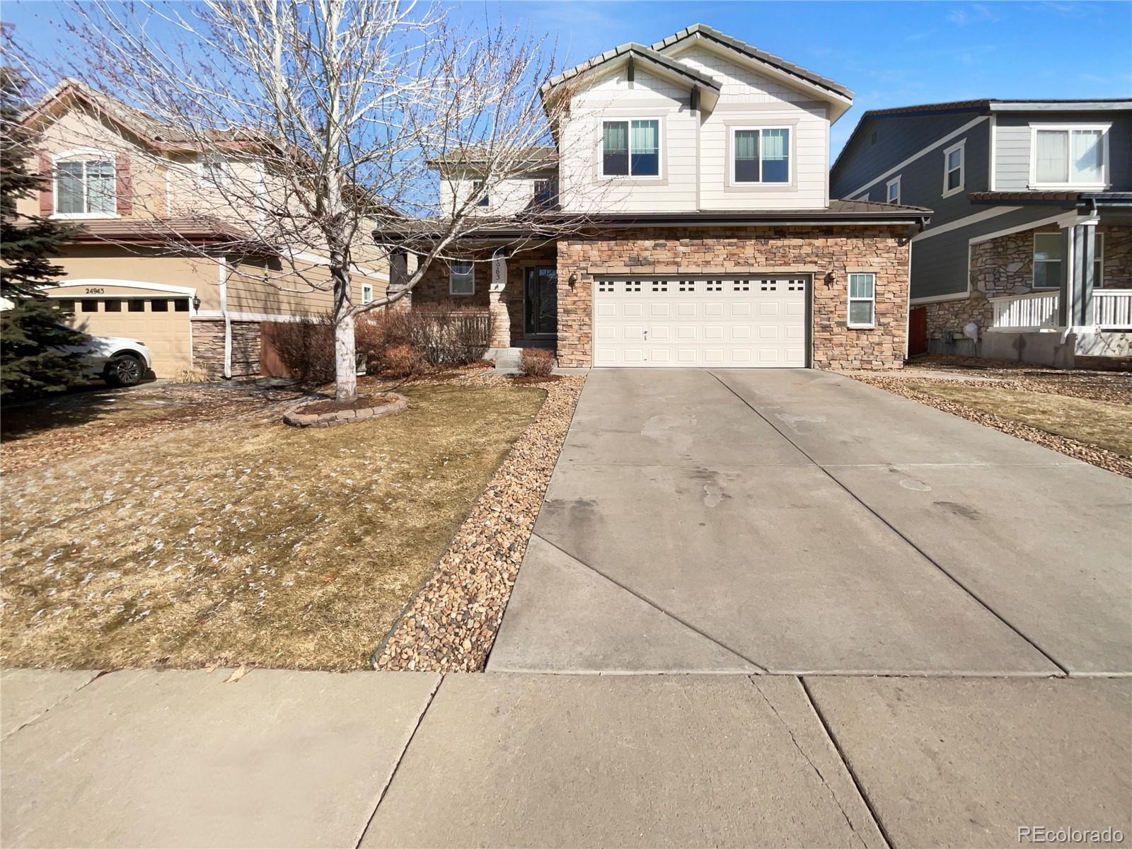 24963 E Hoover Place, aurora MLS: 4092051 Beds: 4 Baths: 3 Price: $625,000