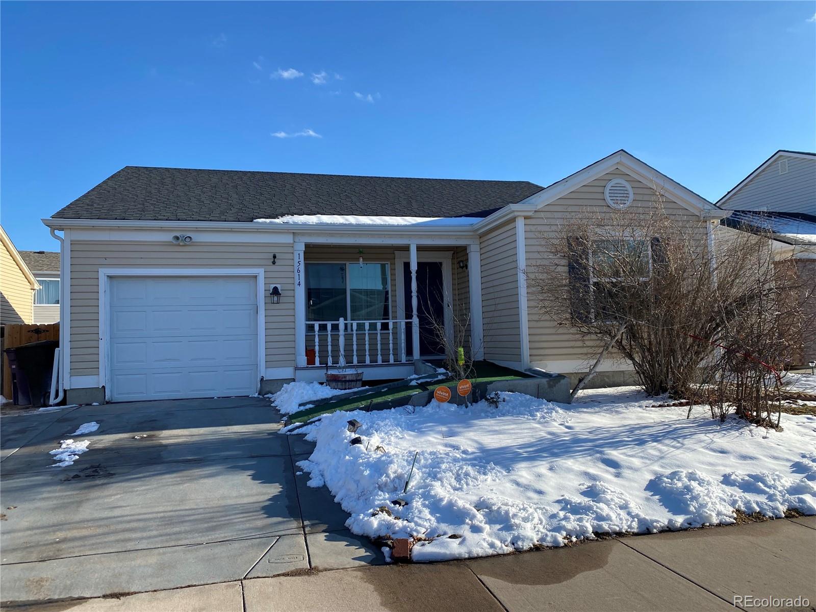 15614 E 51st Place, denver MLS: 6315901 Beds: 3 Baths: 2 Price: $420,000