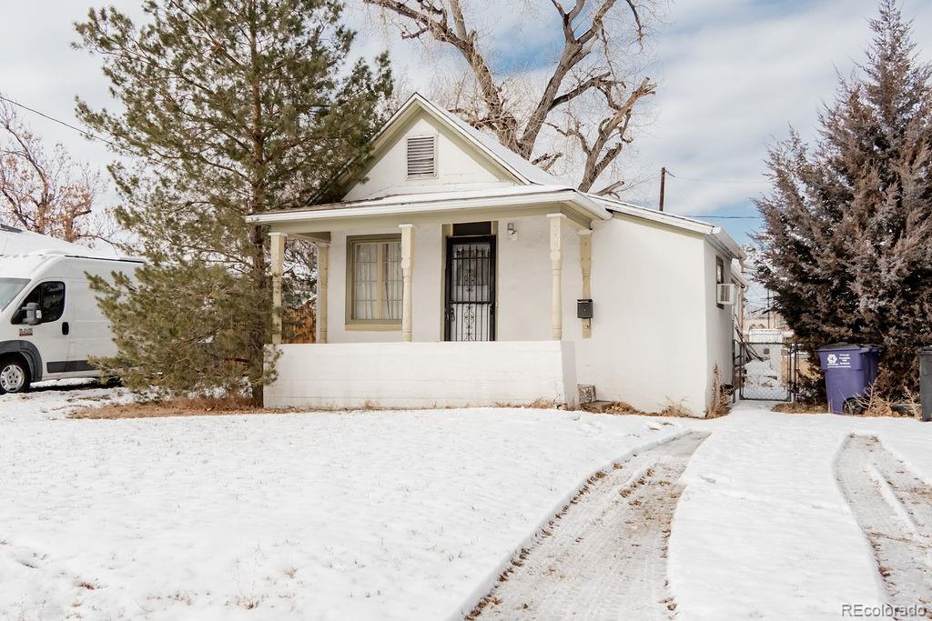 1827 W 47th Avenue, denver MLS: 2137369 Beds: 2 Baths: 1 Price: $299,900