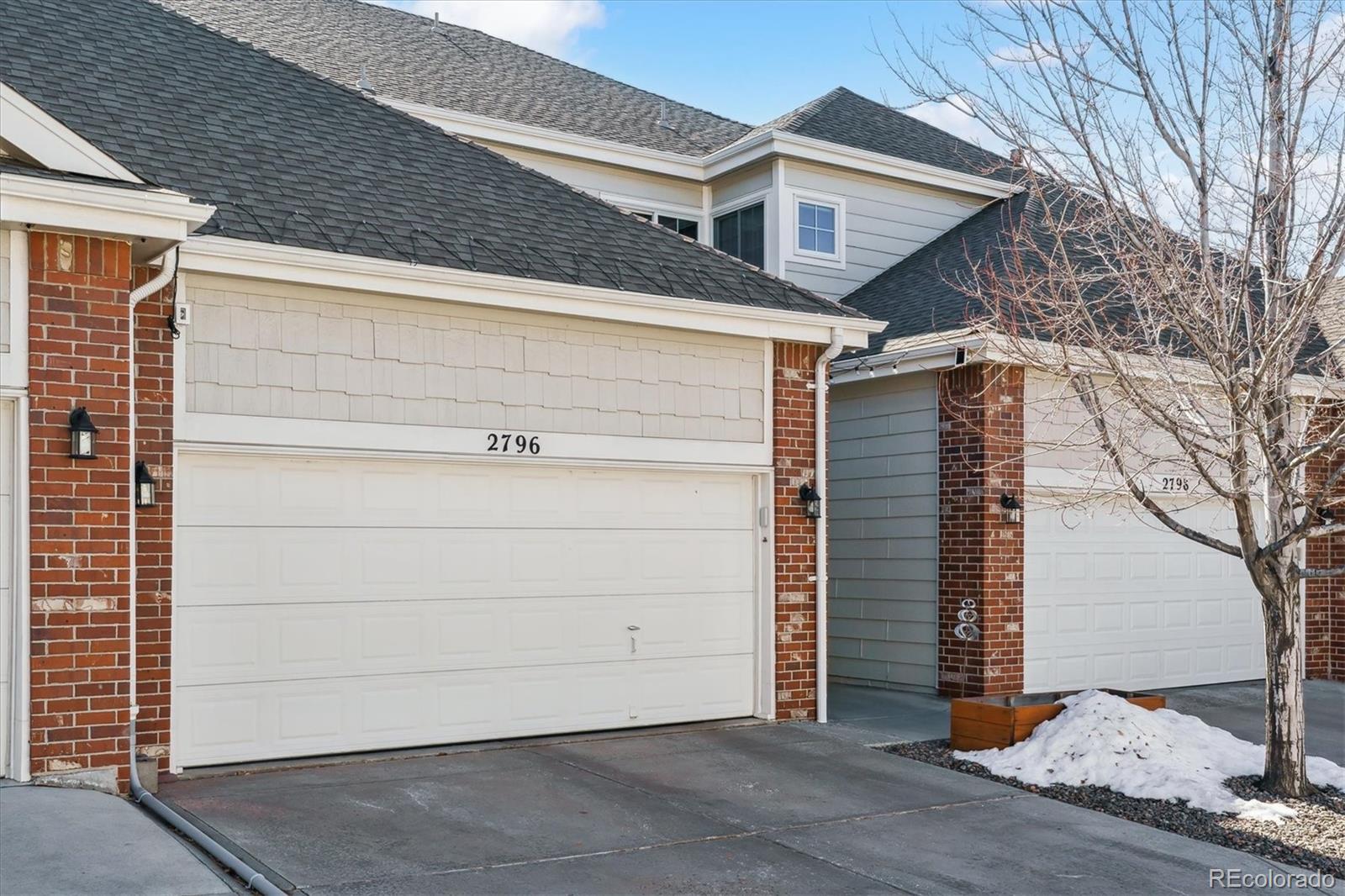 2796  Newport Circle , Castle Rock  MLS: 9039464 Beds: 2 Baths: 4 Price: $548,000