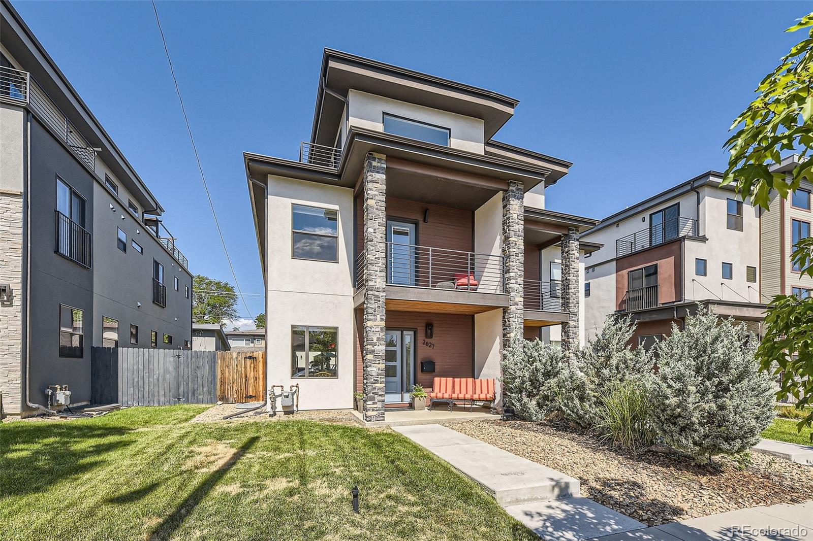 2627 S Acoma Street, denver MLS: 2744392 Beds: 4 Baths: 4 Price: $999,000