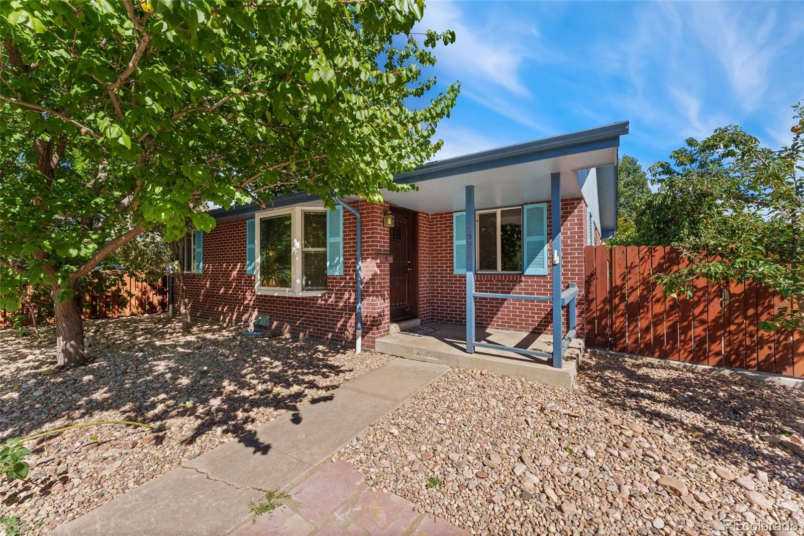 2692 S Pennsylvania Street, denver MLS: 5843875 Beds: 5 Baths: 3 Price: $750,000