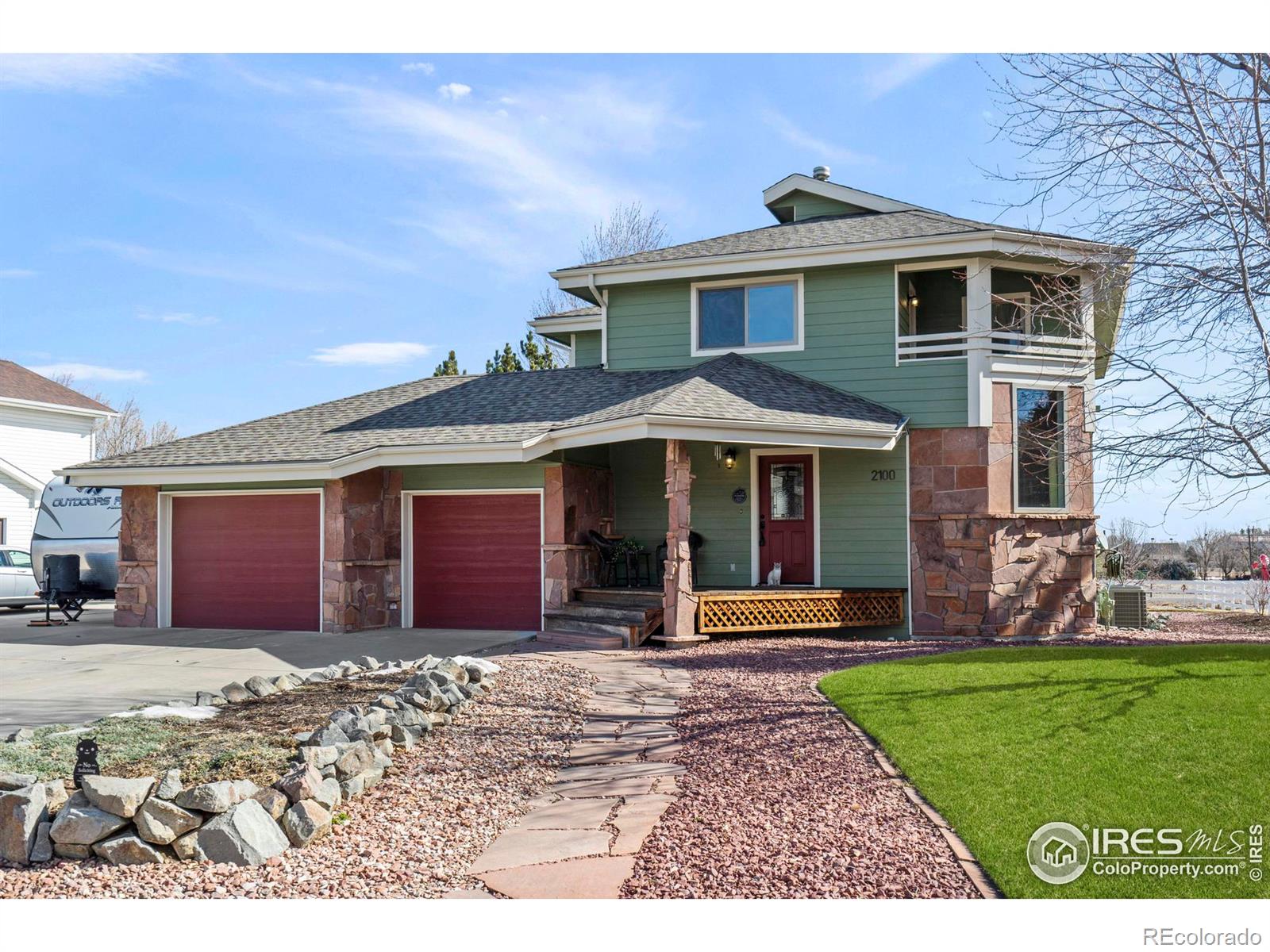 2100  Breckenridge Drive, berthoud MLS: 4567891027245 Beds: 3 Baths: 3 Price: $899,900