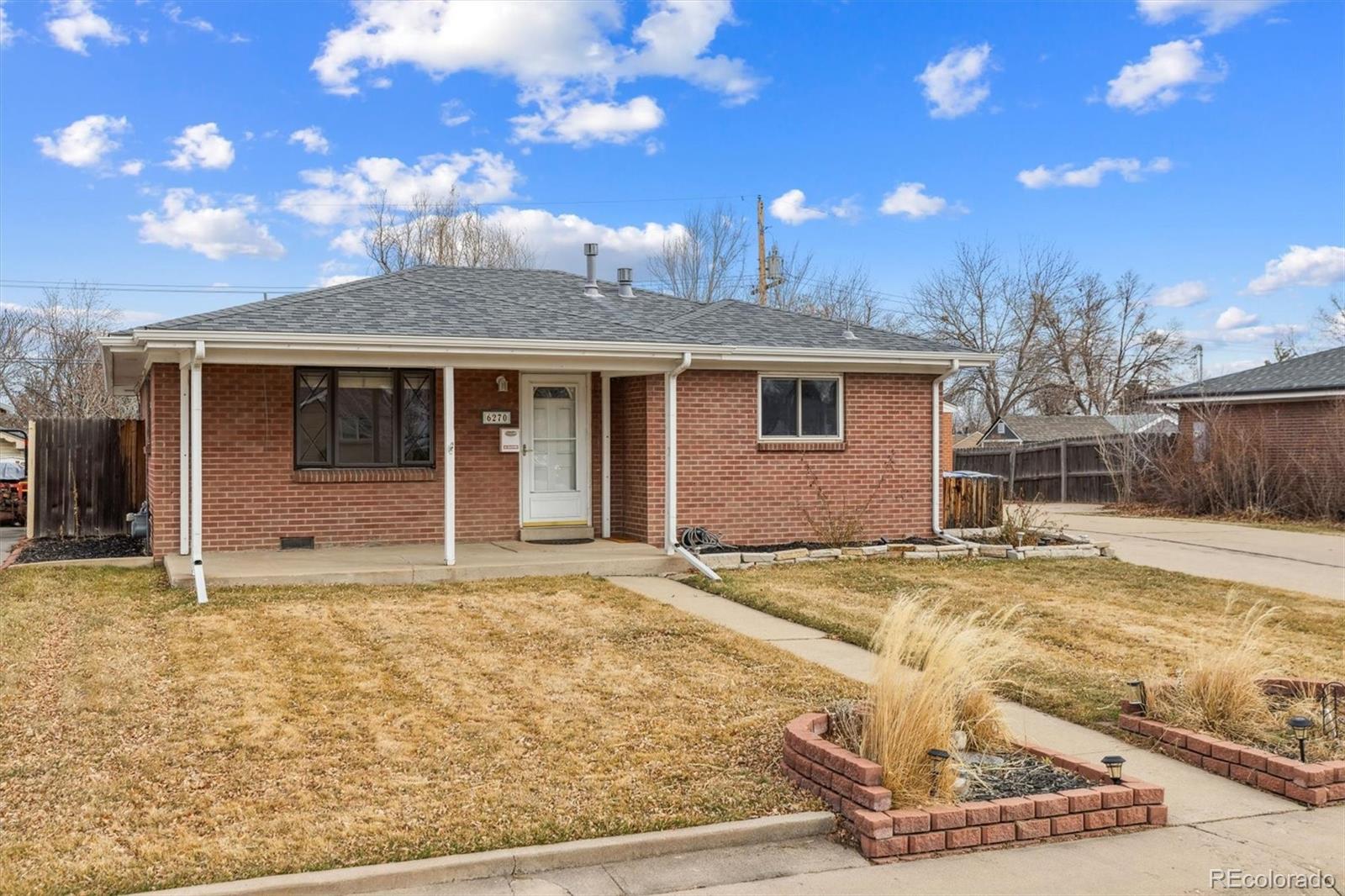 6270  Harlan Street, arvada MLS: 8922285 Beds: 3 Baths: 2 Price: $550,000