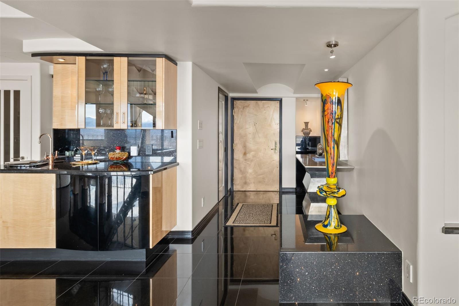 1020  15th Street, denver  House Search MLS Picture