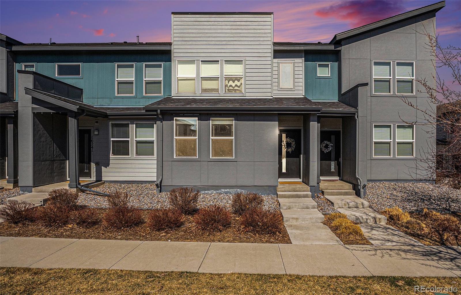 16251 E 47th Place , Denver  MLS: 6823888 Beds: 3 Baths: 3 Price: $419,000