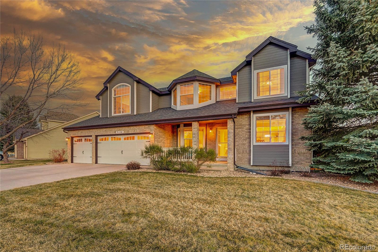 7128  Orchard Street, arvada MLS: 1821243 Beds: 4 Baths: 3 Price: $975,000