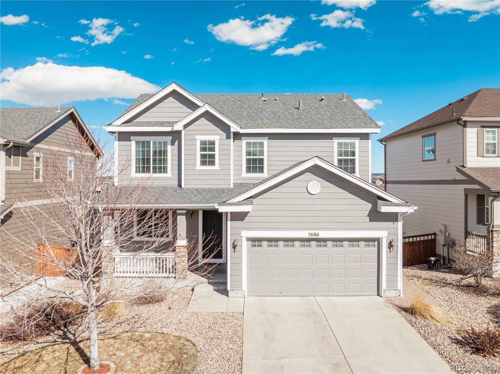 7686  Grady Circle, castle rock MLS: 4270860 Beds: 3 Baths: 3 Price: $637,500