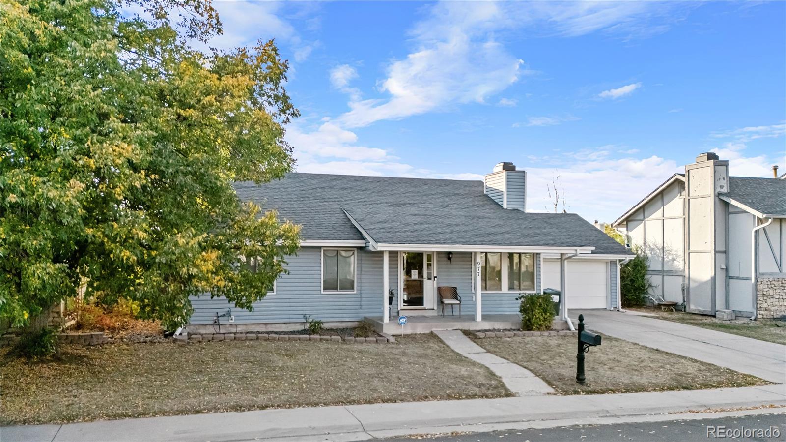 977 S Salida Street, aurora MLS: 3399692 Beds: 3 Baths: 3 Price: $510,000