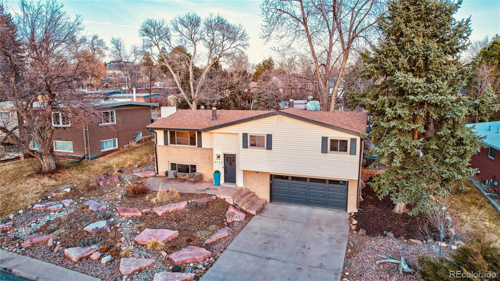 6742  Flower Street, arvada MLS: 7369708 Beds: 3 Baths: 2 Price: $695,000