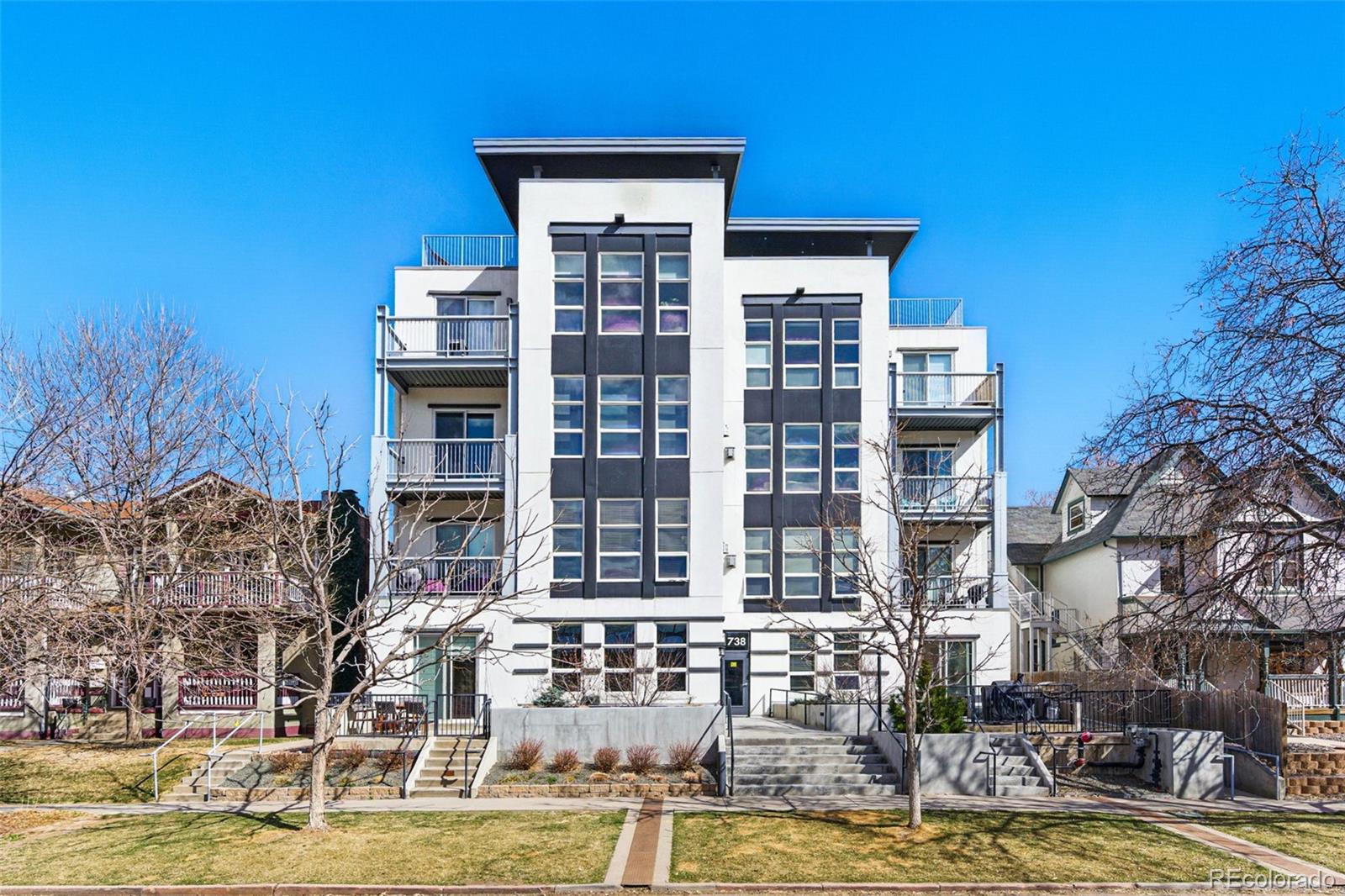 1738 N Franklin Street 2B, Denver  MLS: 1730662 Beds: 3 Baths: 3 Price: $645,000