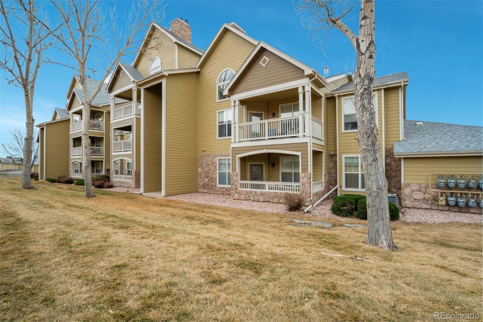 6021 W Castlegate Drive E18, Castle Rock  MLS: 9371374 Beds: 2 Baths: 1 Price: $345,000