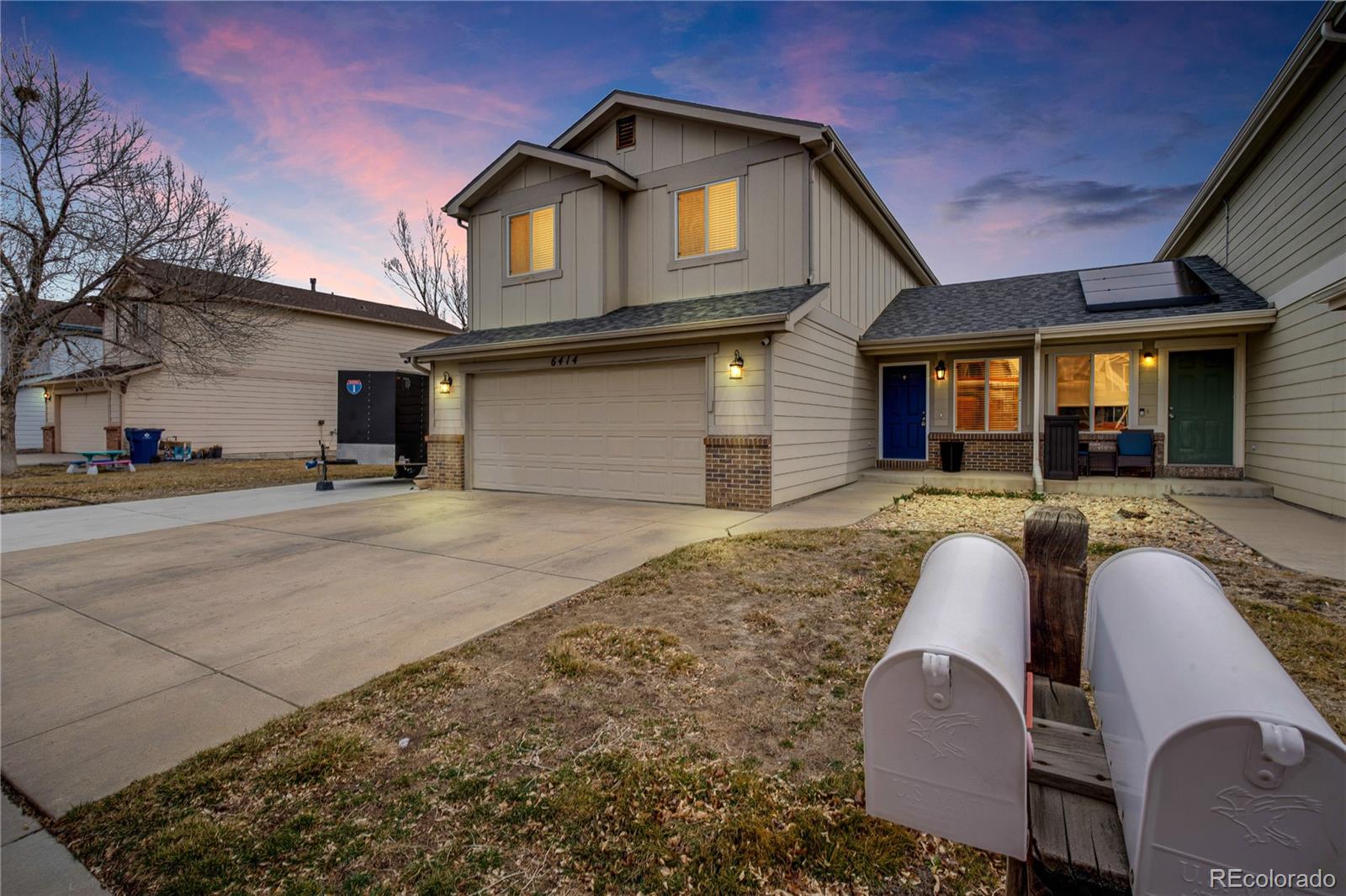 6414  Stuart Street, arvada MLS: 1705791 Beds: 4 Baths: 4 Price: $570,000