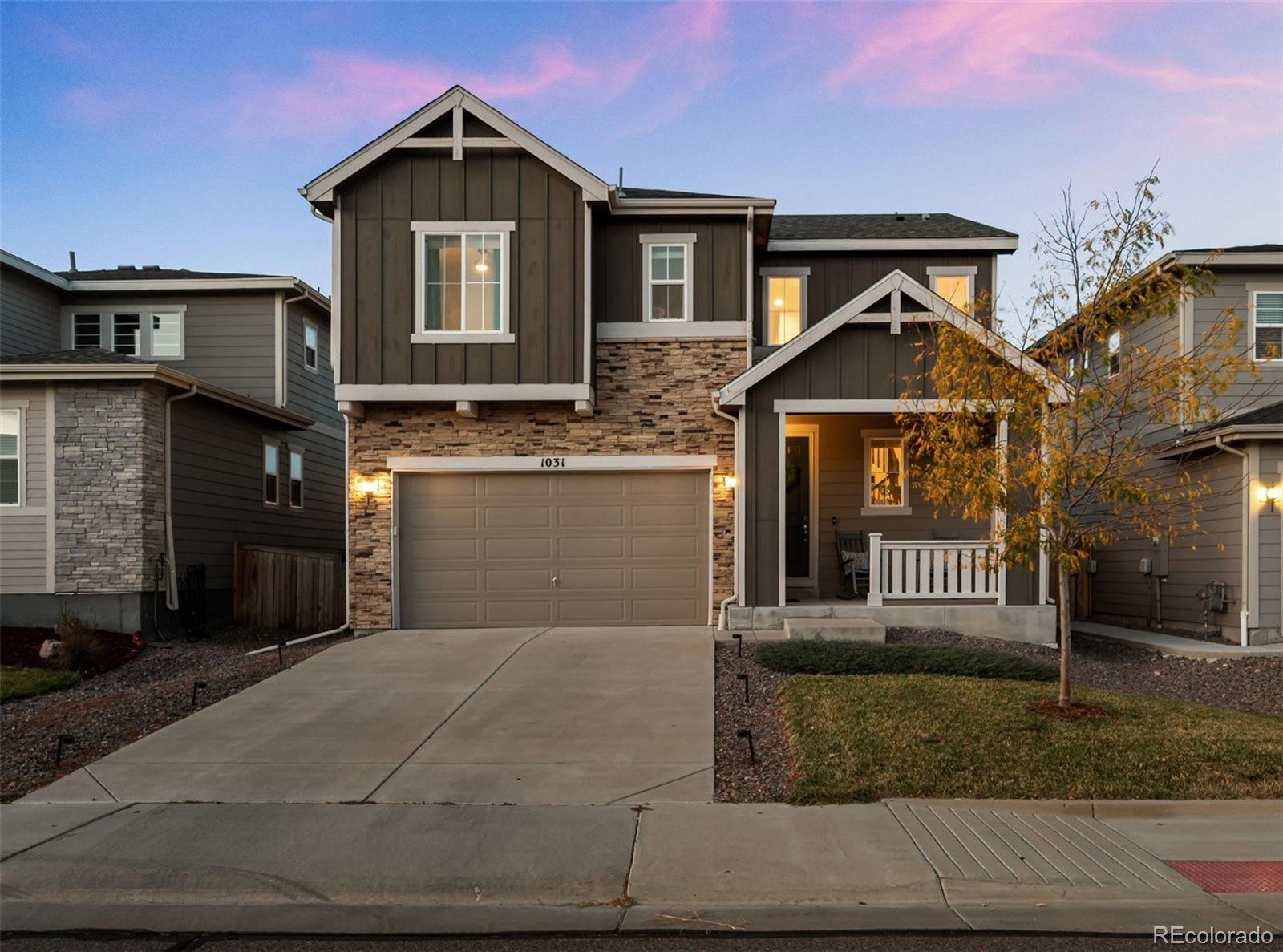 1031  White Leaf Circle, castle rock MLS: 7736840 Beds: 3 Baths: 3 Price: $630,000