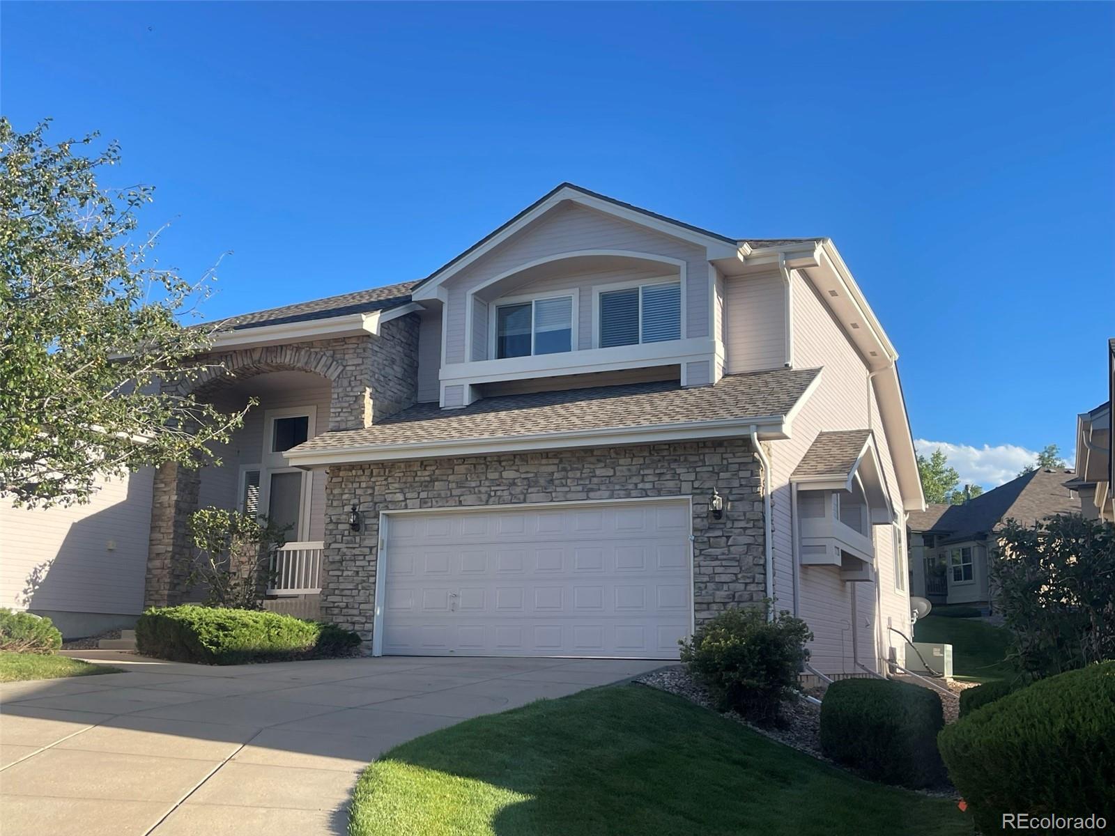 588  Stafford Circle, castle rock MLS: 4168766 Beds: 4 Baths: 4 Price: $638,900