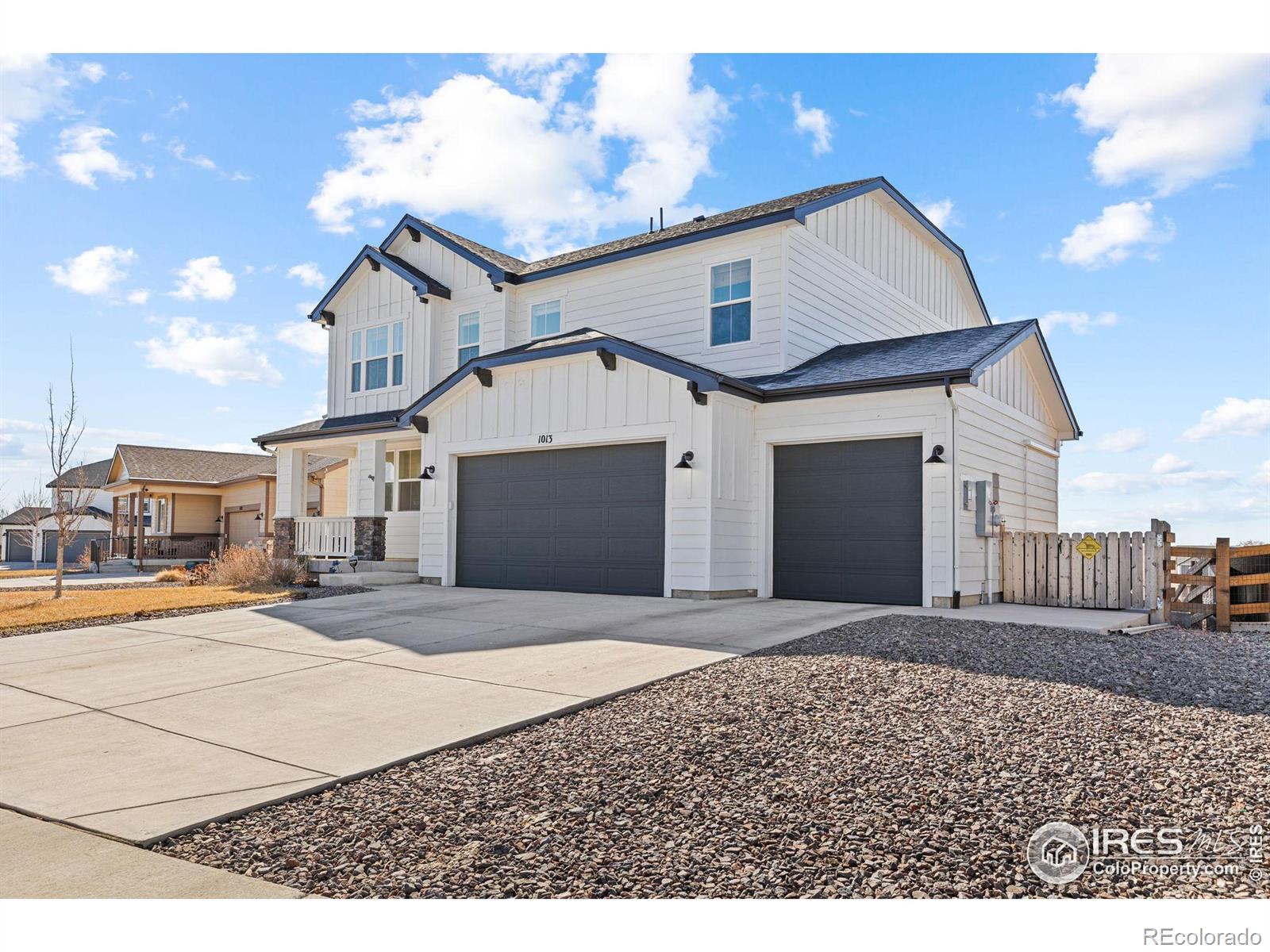 1013  Gabriella Lane, berthoud MLS: 4567891027966 Beds: 4 Baths: 3 Price: $855,000