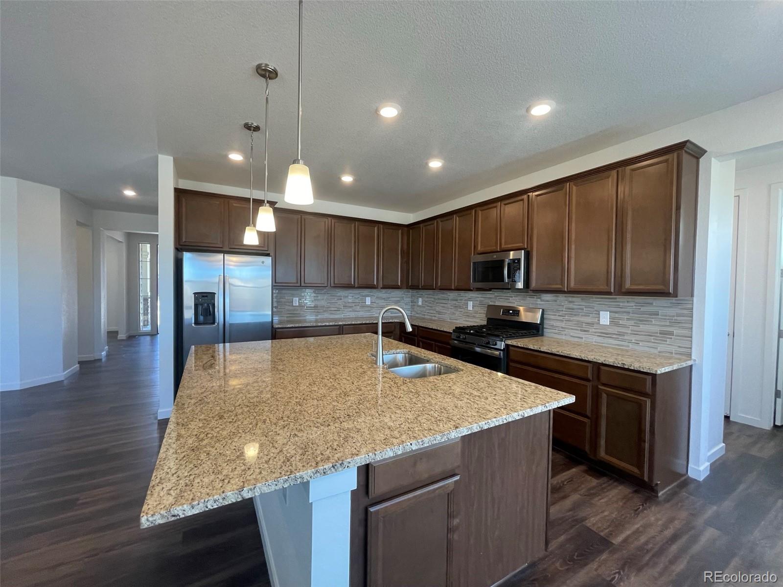1055  Snowberry Avenue, elizabeth  House Search MLS Picture