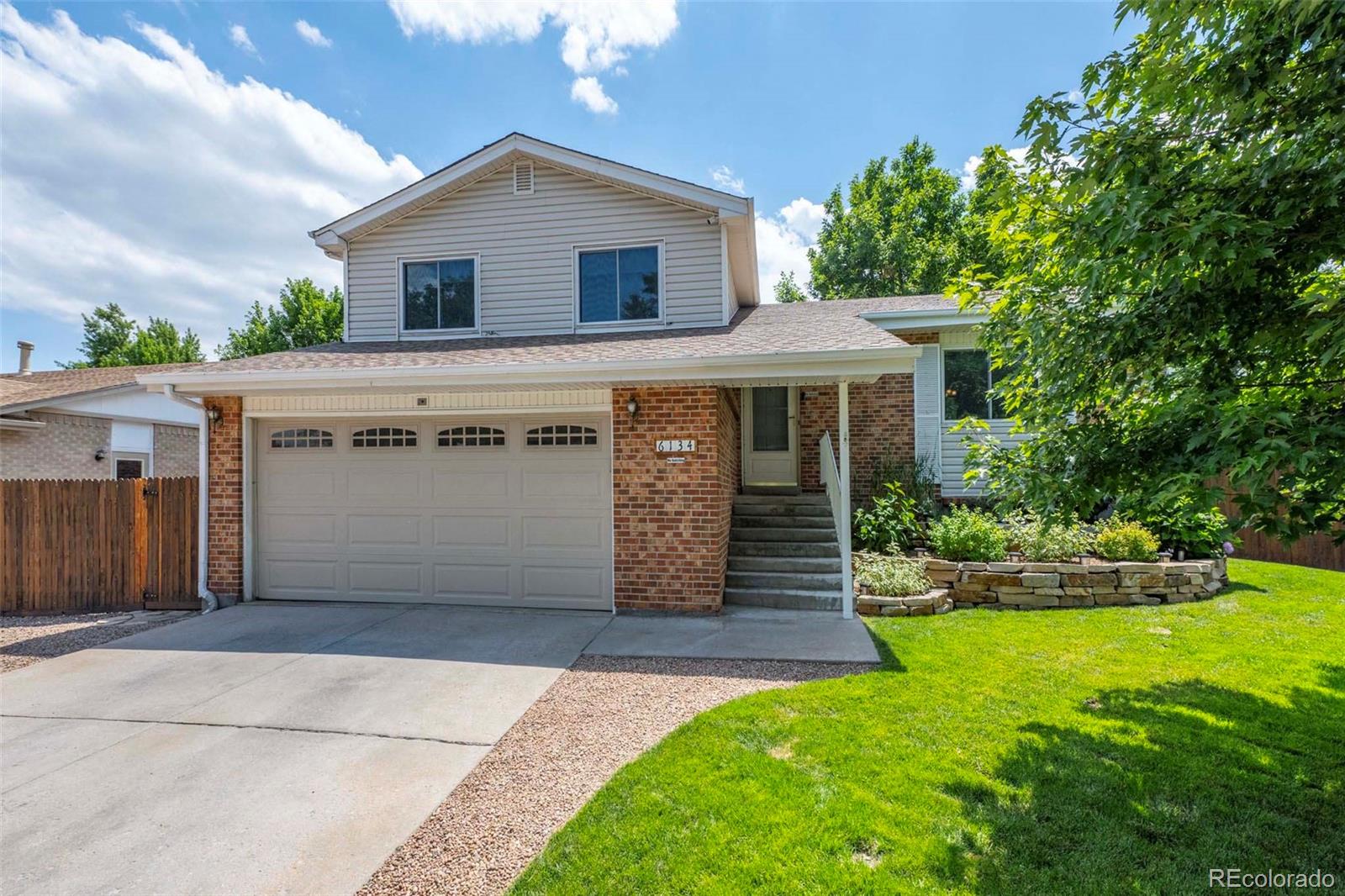 6134 W 83rd Way, arvada MLS: 8277755 Beds: 3 Baths: 3 Price: $635,000