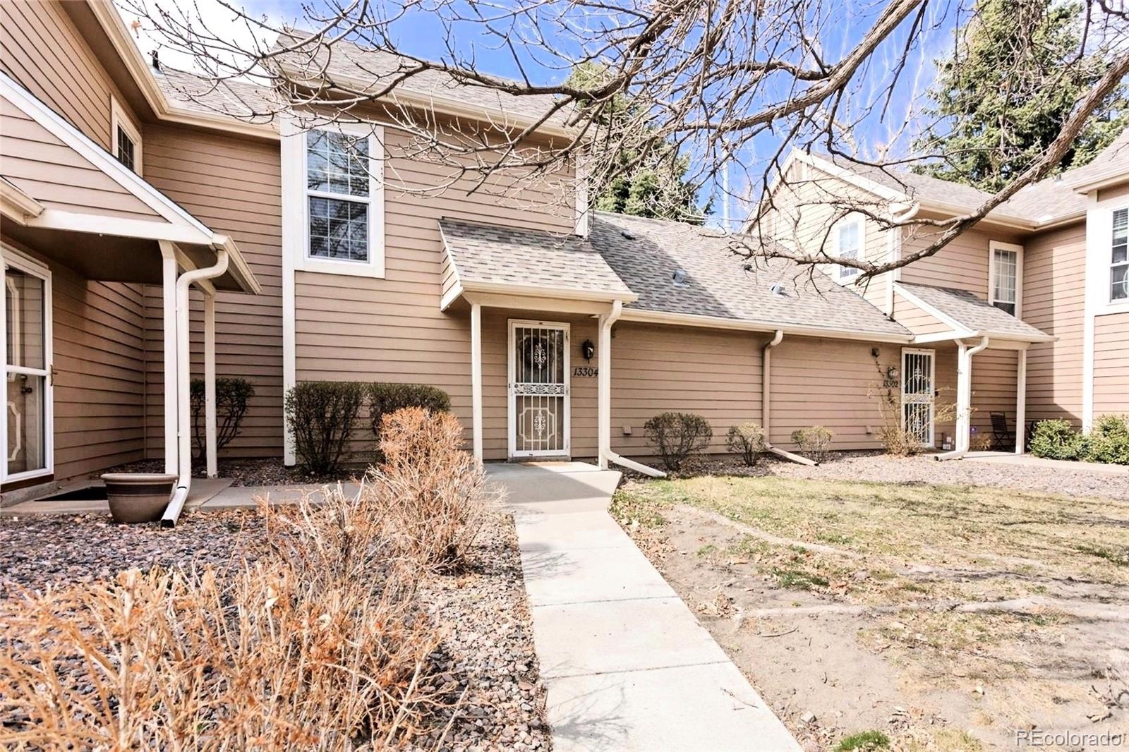 13304 E Asbury Drive , Aurora  MLS: 7985757 Beds: 2 Baths: 2 Price: $348,500