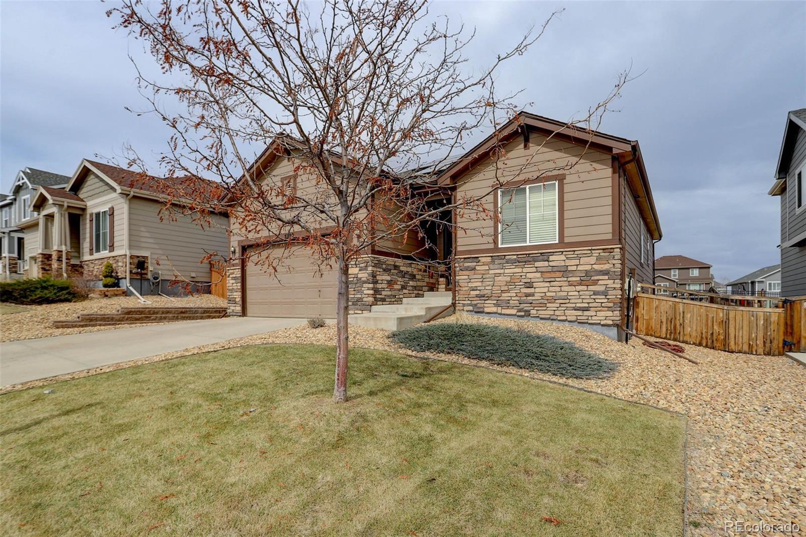 7809  Bandit Drive, castle rock MLS: 4431465 Beds: 3 Baths: 2 Price: $550,000