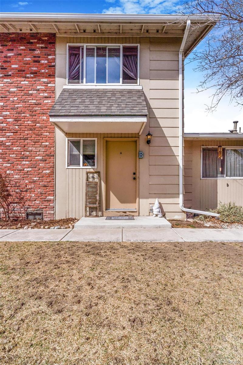 2279  Coronado Parkway B, Denver  MLS: 4606345 Beds: 2 Baths: 2 Price: $315,000