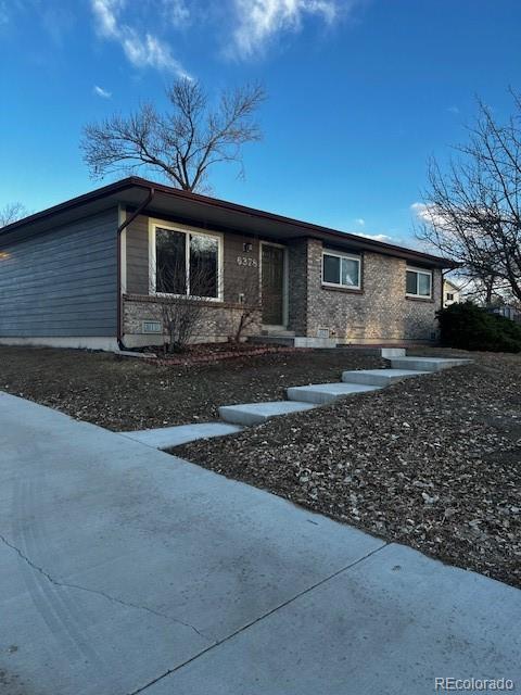 6378 S Hill Street, littleton MLS: 8473661 Beds: 3 Baths: 1 Price: $260,000