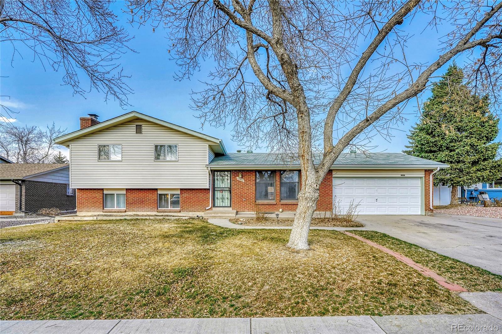 12605 E Exposition Avenue, aurora MLS: 4882023 Beds: 4 Baths: 3 Price: $450,000