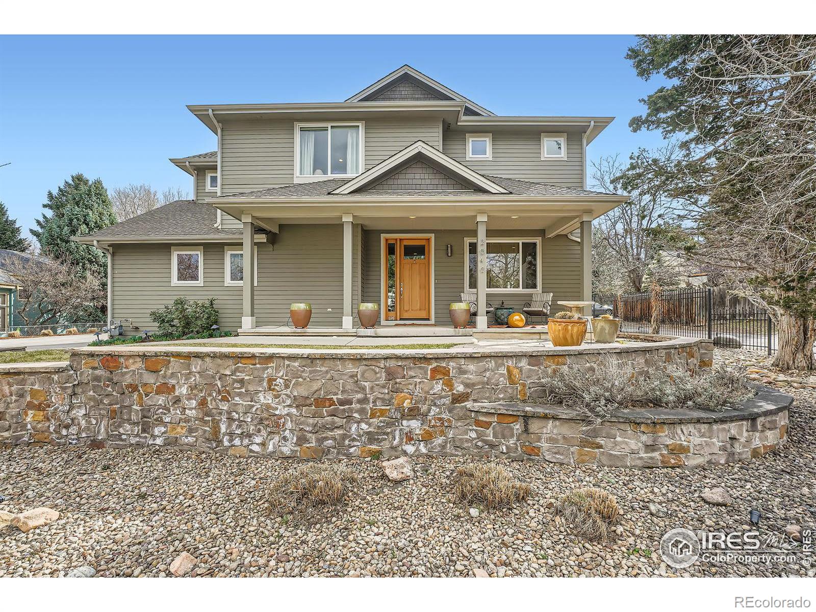 2040  Oak Avenue, boulder MLS: 4567891028911 Beds: 5 Baths: 4 Price: $2,199,000